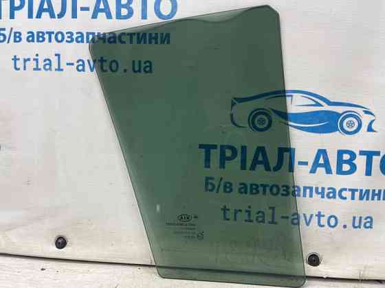 Стекло двери задней левой (форточка) Kia Sportage 2010-2016 834173U010A (Арт. 70920) Киев