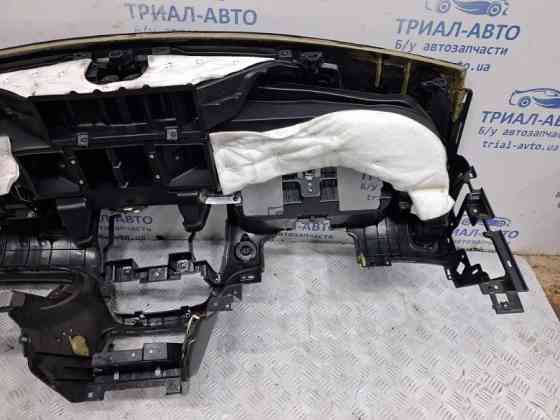 Торпеда с подушкой бесопасности Kia Ceed 2006-2012 847211H000 (Арт. 66072) Киев