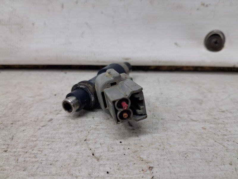 Форсунка топливная Mitsubishi Outlander CU 2.4 БЕНЗИН 4G69 2003 (б/у) Київ - зображення 2