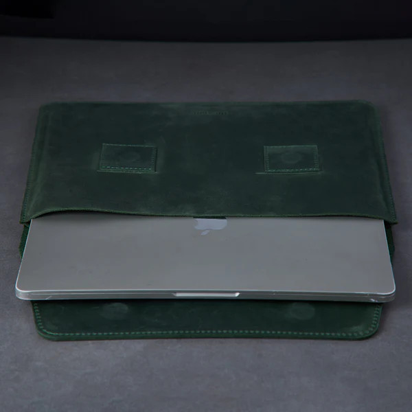 Чехол для ноутбука винтажный Incarne Line MacBook Air 13" 2018-2025 line-green-vintage-air-13 зелены Київ - зображення 4