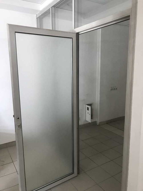 Перегородка Стеклянная из Алюминиевого Профиля с Дверями. Київ - зображення 2