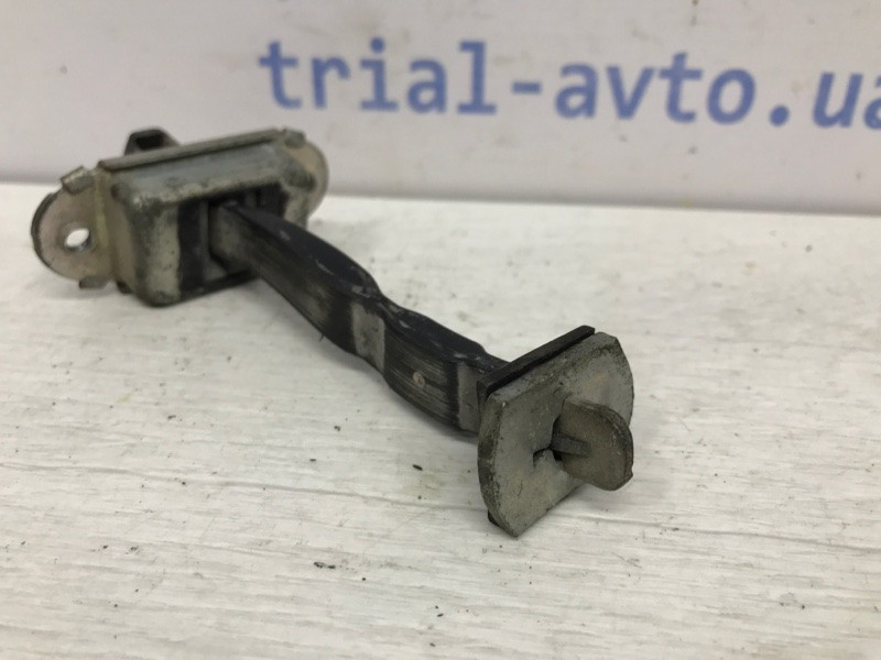 Ограничитель двери задний левый Nissan Navara D40 2.5 DIESEL YD25DDTI 2004 (б/у) Київ - зображення 3