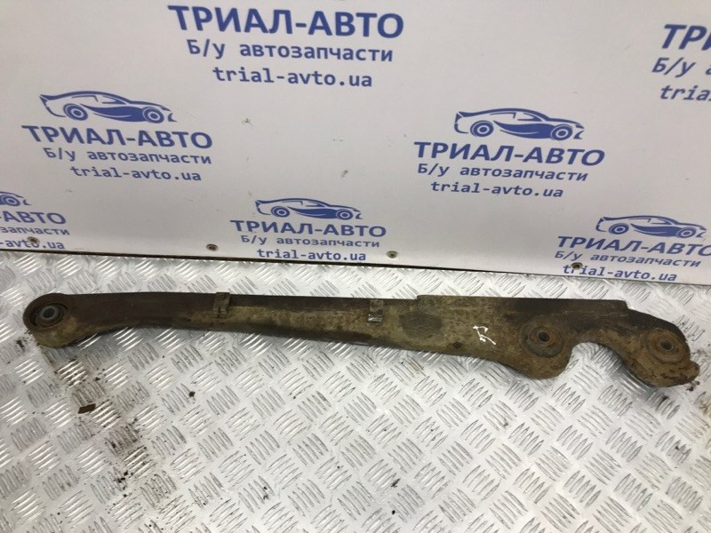 Рычаг задней подвески продольный правый Mitsubishi Pajero Sport K9 2.5 DIESEL 4D56 1996 (б/у) Киев - изображение 1