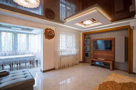 продажа 6-к таунхаус Киев, Оболонский, 280000 $ Киев