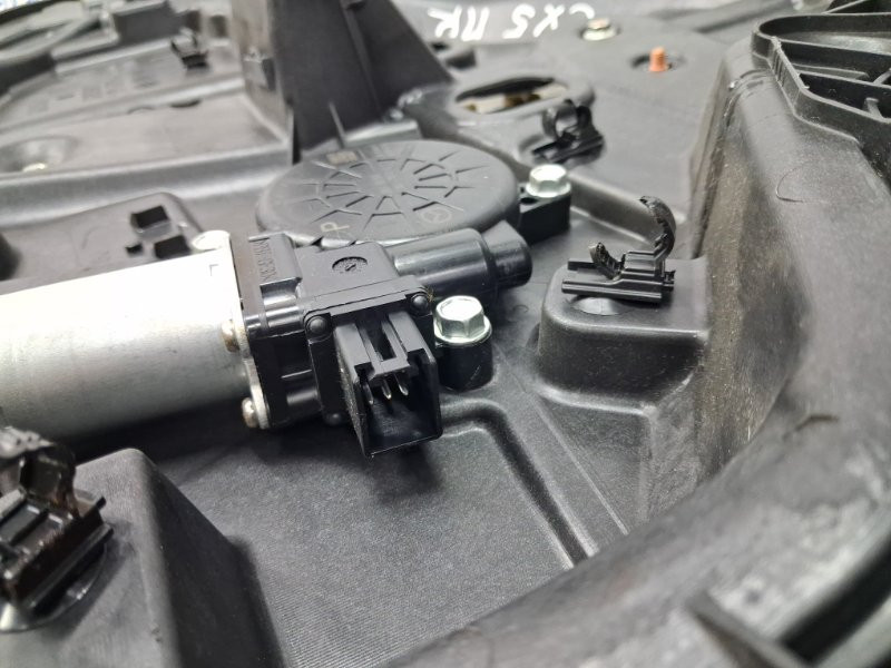 Стеклоподъемник передний правый Mazda CX 5 KE 2.2 DIESEL 2011 (б/у) Киев - изображение 3