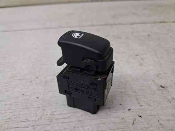 Кнопка стеклоподъемника Hyundai Tucson 2004-2009 935802E000DD (Арт. 86305) Киев