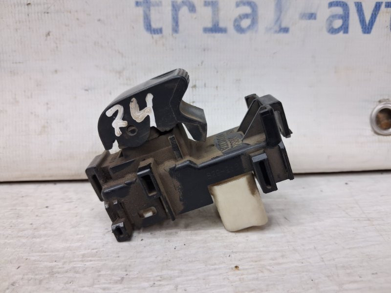 Кнопка стеклоподъемника Toyota RAV 4 A30 2.0 БЕНЗИН 1AZFE 2005 (б/у) Киев - изображение 2