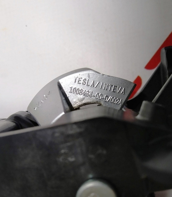 Ручка открытия двери внутренняя передняя правая в сборе Tesla model S, model S REST 1007940-00-G Київ - зображення 3