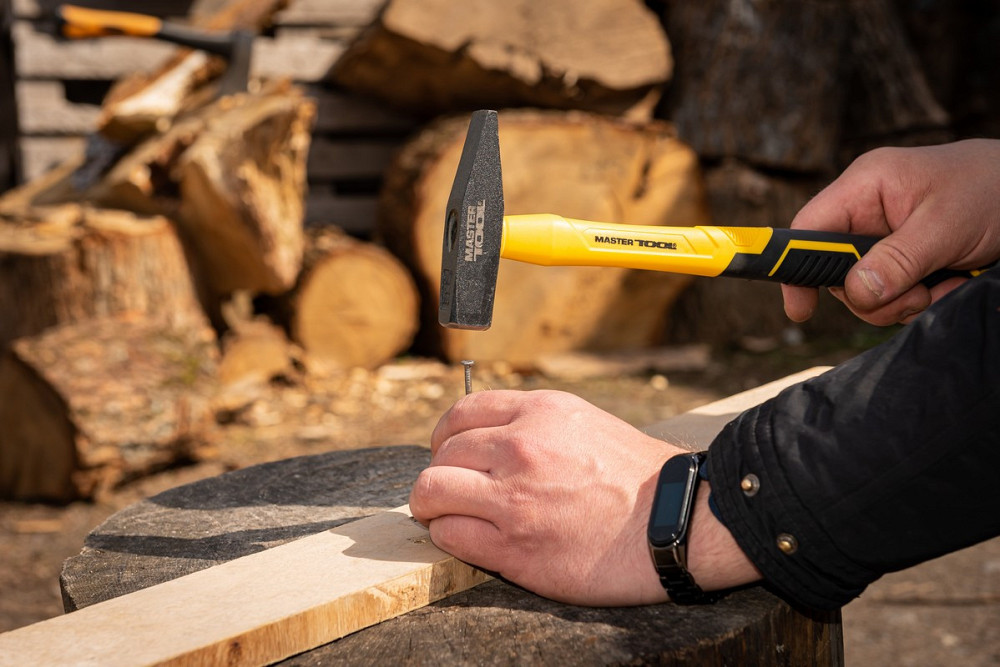 Молоток слесарный MASTERTOOL 300 г HRC 50 рукоятка фиберглассовая 290 мм 02-0903 Харьков - изображение 10