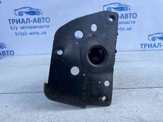 Кронштейн усилителя переднего бампера Jeep Compass MP 2.4 БЕНЗИН EDE 2016 прав. (б/у) Киев