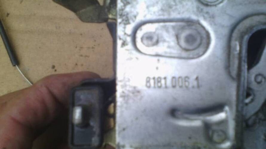 Замок задней правой двери 51228181006 БМВ оригинал Вінниця - зображення 3