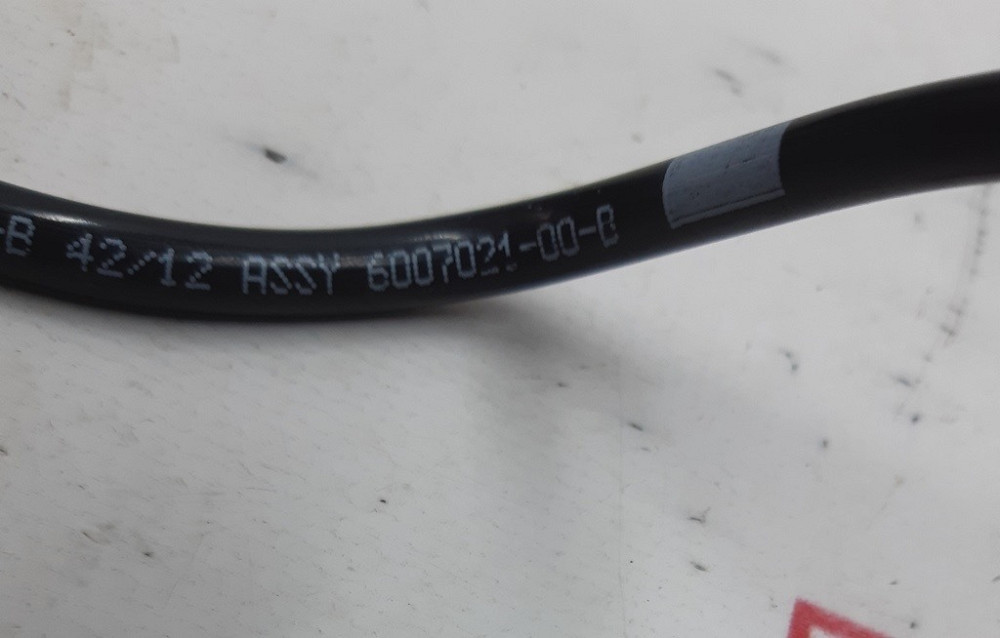 Трубка выпускная пневмоподвески Tesla model S 6007021-00-B Киев - изображение 3