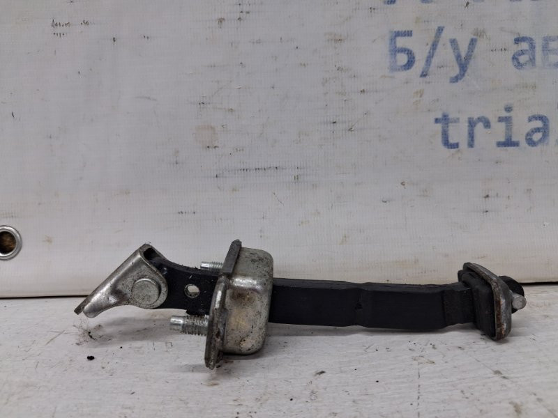 Ограничитель двери передний левый Subaru Forester SJ 2.0 DIESEL EE20Z 2012 (б/у) Киев - изображение 1