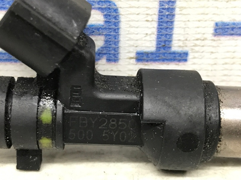 Форсунка топливная Nissan Qashqai J10 2.0 БЕНЗИН MR20DE 2006 (б/у) Київ - зображення 2