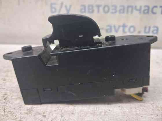 Кнопка стеклоподъемника Mitsubishi Lancer 2003-2009 8608A101 (Арт. 83117) Київ