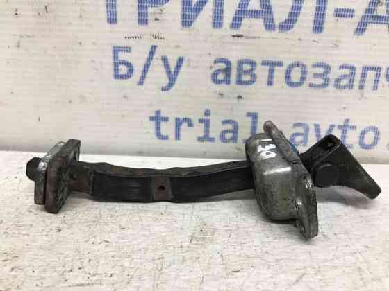 Ограничитель двери задний левый Hyundai I30 FD 1.6 2007 (б/у) Київ