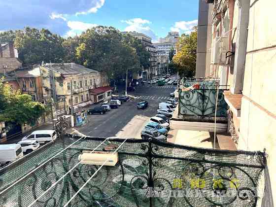 Продам 4 ком. квартиру ул. Малая Арнаутская, 52 Одеса