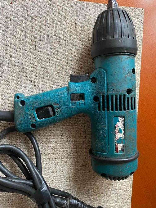 Ударний електрогайковерт Makita – надійний інструмент Днепр - изображение 1