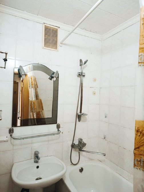 Продам. 2-к.кв. 4/9, пр.Богдана Хмельницького 26 Дніпро - зображення 4