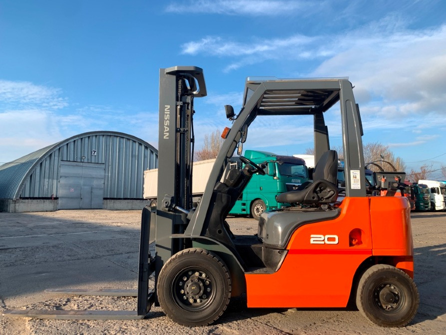 Вилочний автопогрузчик Nissan, з щоглою triplex/триплекс 5.1 метри. Модель: P1F2A20D. Випуск 2014 р Миколаїв - зображення 7