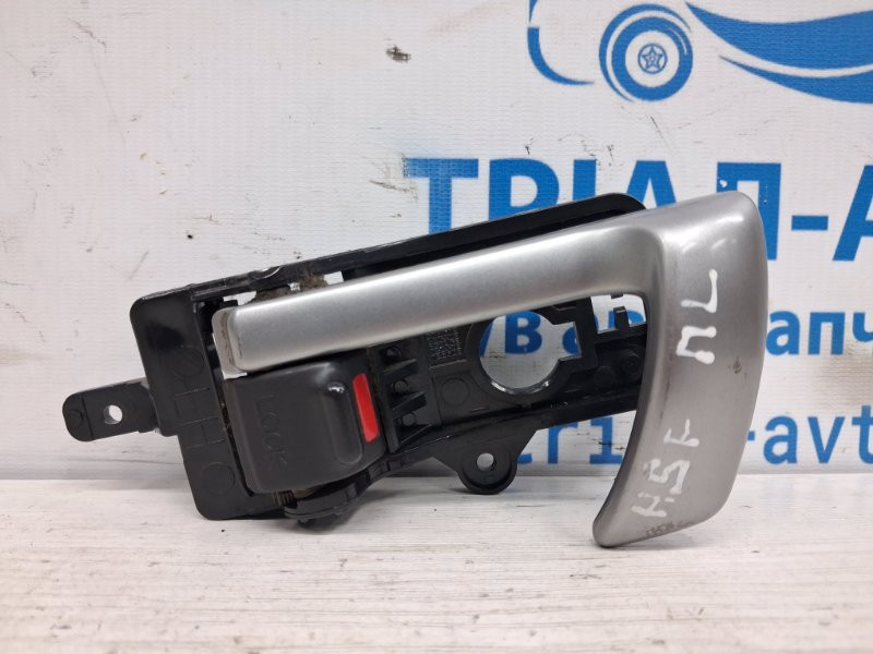 Ручка двери внутренняя левая Hyundai Santa fe 2005-2012 826112B000HZ (Арт. 70695) Киев - изображение 1