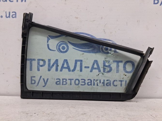 Стекло двери задней левой (форточка) Mazda 3 BK 1.6 БЕНЗИН Z6 2003 (б/у) Київ - зображення 2