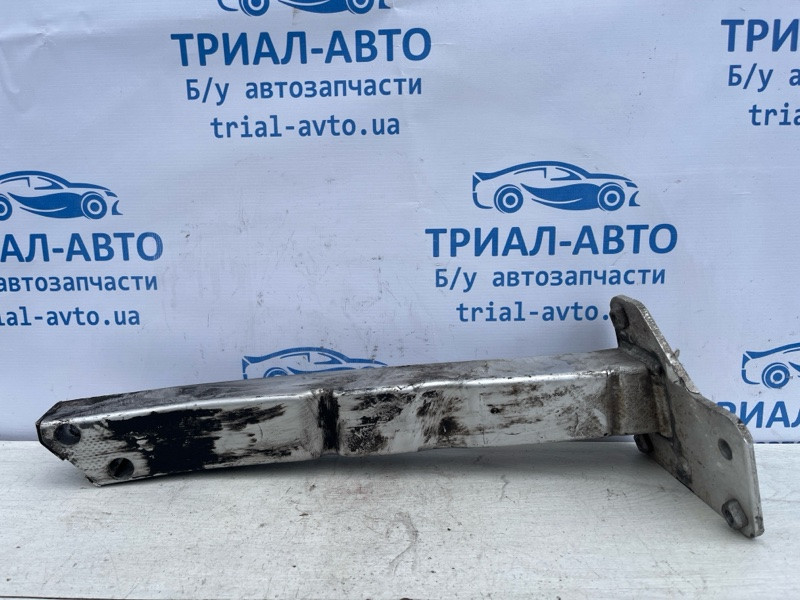 Кронштейн усилителя переднего бампера Jeep Cherokee KL 2.4 БЕНЗИН ED6 2013 прав. (б/у) Киев - изображение 1