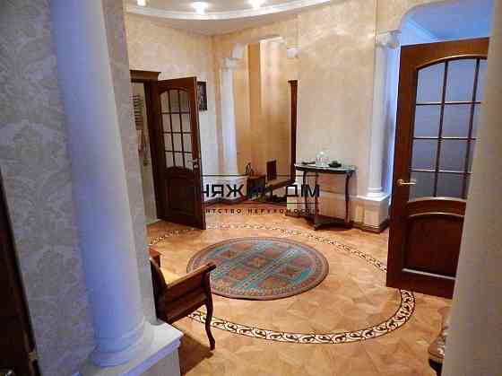 Оренда 3 кім. розд. на Леси Українки м. Печерська. Код : 1137909 Київ