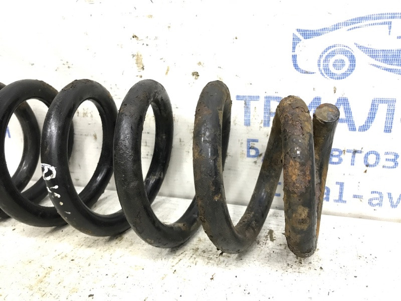 Пружина передняя Mitsubishi Pajero Wagon 4 3.2 ДИЗЕЛЬ 4M41 2006 (б/у) Киев - изображение 3