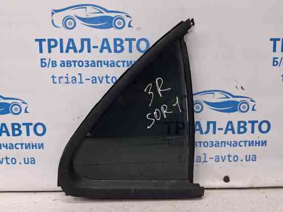 Стекло двери задней правой (форточка) Kia Sorento 2002-2011 835713E030 (Арт. 69326) Киев