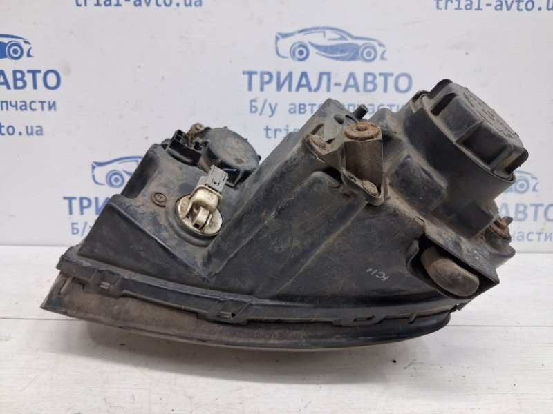 Фара правая галоген SsangYong Rexton Y250 2.7 D27DT 2006 (б/у) Киев - изображение 7