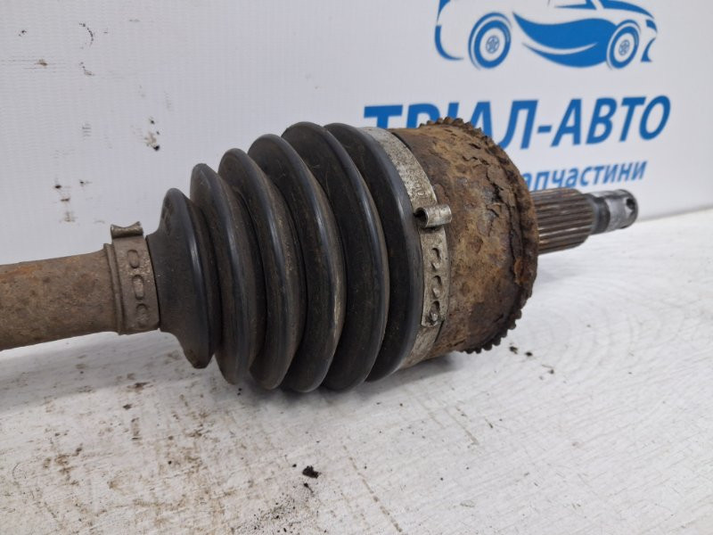 Привод передний правый АКПП Mitsubishi Pajero Wagon 3 3.2 ДИЗЕЛЬ 4M41 1999 (б/у) Київ - зображення 3