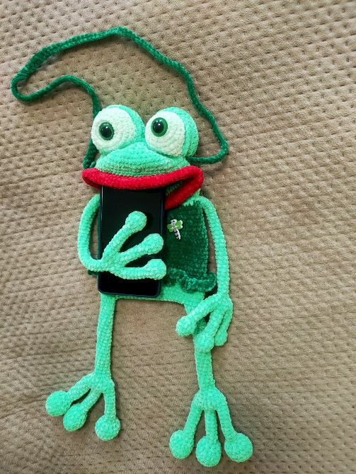 В'язана сумочка чехол для телефону подарунок жаба весела дитяча іграшка м'яка Нововолынск - изображение 1