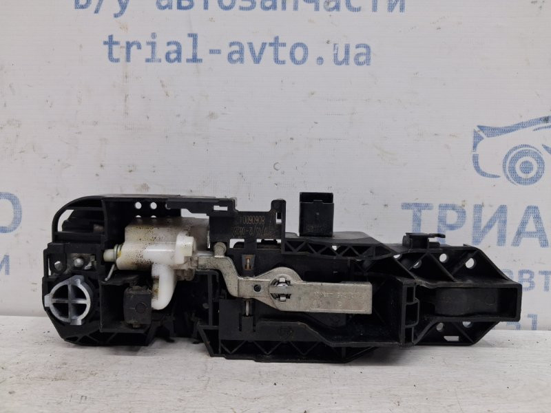 Ручка двери внешняя задняя правая Renault Megane 3 1.5 DIESEL K9K 2008 (б/у) Киев - изображение 3