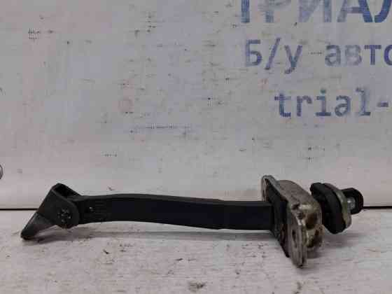 Ограничитель двери передний левый Chevrolet Captiva 2006-2018 96624001 (Арт. 65557) Київ