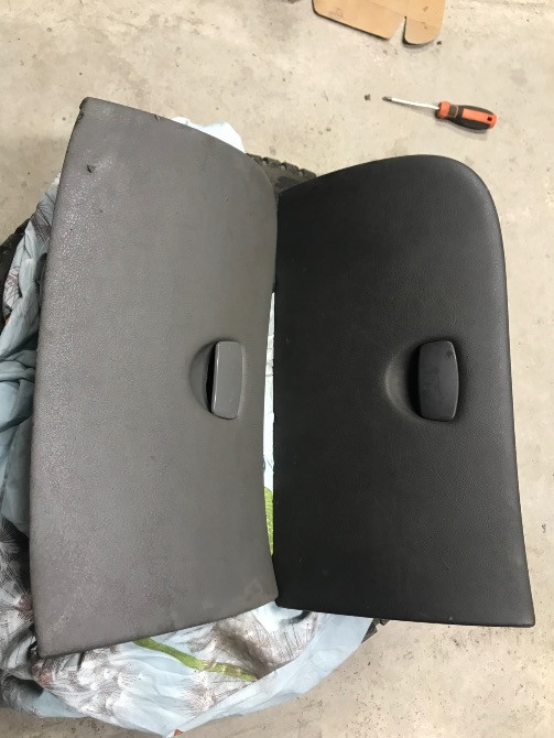 Бу крышка бардачка Renault Laguna 2, 7701049444 Кропивницький - зображення 1