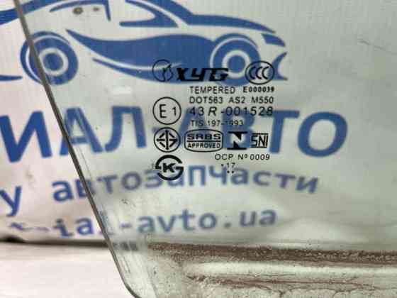 Стекло двери переднее правое Toyota Camry 2001-2006 6810133080 (Арт. 81191) Київ