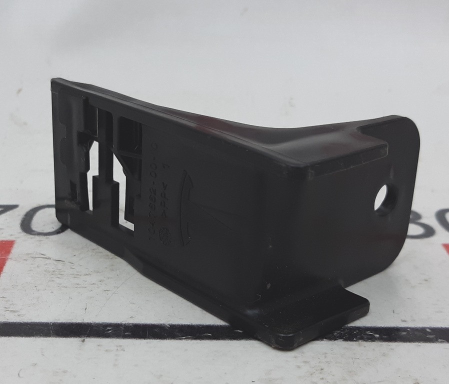 Кронштейн электропроводки левой шахты Tesla model X 1047662-00-C Киев - изображение 3