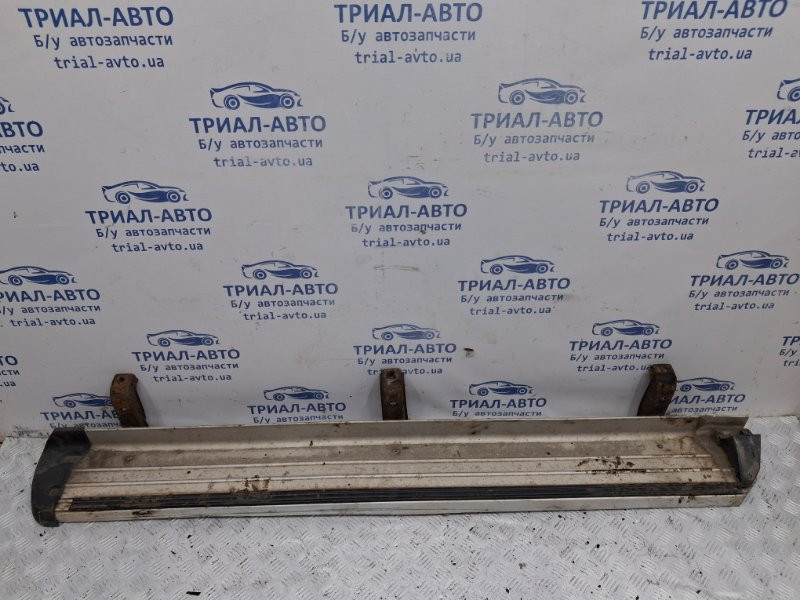 Подножка Mitsubishi L200 KB 2.5 DIESEL 4D56 2006 лев. (б/у) Киев - изображение 1