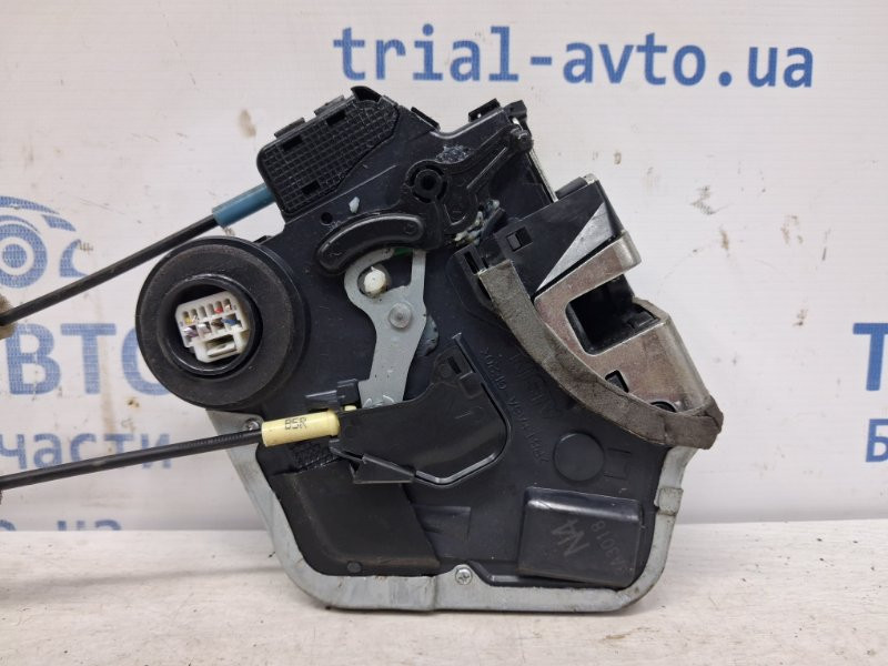 Замок двери задний левый Toyota RAV 4 A40 2.2 DIESEL 2ADFTV 2012 (б/у) Киев - изображение 2