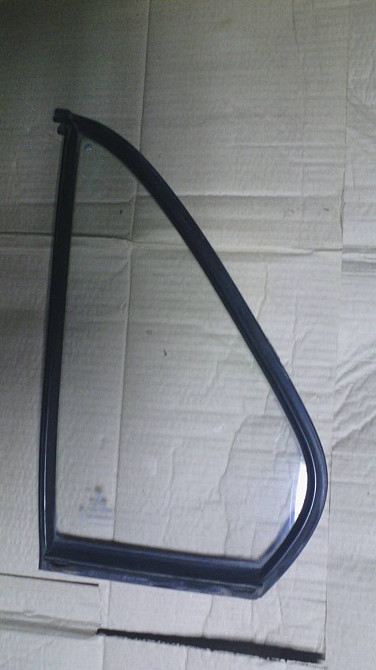 Скло задньої лівої двері 51341888227 бмв е-30 BMW оригінал Вінниця - зображення 2