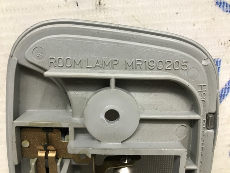 Плафон задний Mitsubishi Lancer 2007-2017 MR190205 (Арт. 34617) Киев - изображение 3