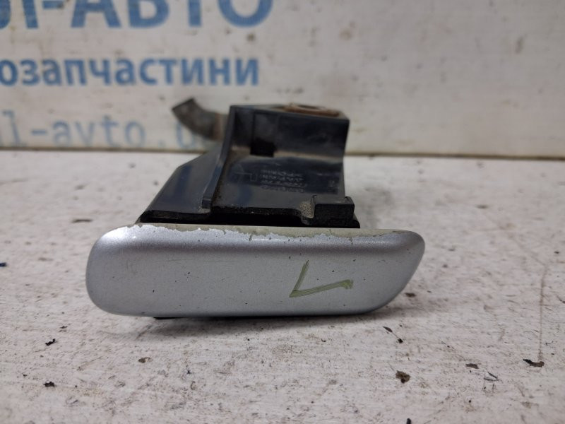 Омыватель фары левый Mitsubishi Pajero Wagon 2006-2022 8264A028HB (Арт. 87541) Київ - зображення 1
