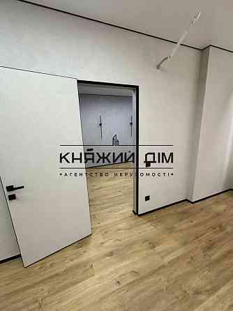 Продається 2-кімнатна квартира , ЖК Seven Киев