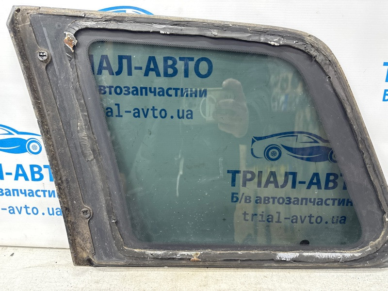 Стекло в кузов заднее правое Mitsubishi Outlander CU 2.4 БЕНЗИН 4G69 2003 (б/у) Киев - изображение 6