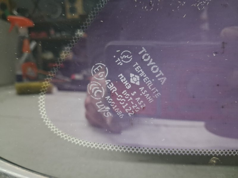 Стекло в кузов заднее левое Toyota RAV 4 A30 2.0 БЕНЗИН 1AZFE 2005 (б/у) Киев - изображение 2