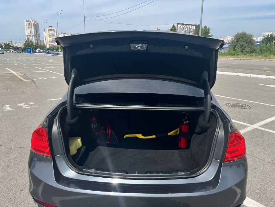 BMW 3 F30 ActiveHybrid 3 (340 лс) Steptronic Киев - изображение 6