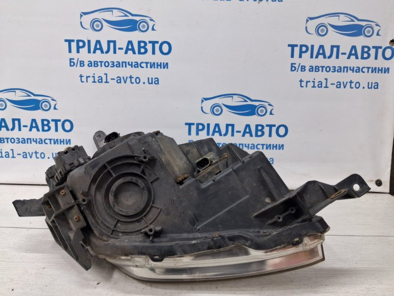 Фара левая галоген Mitsubishi Pajero Wagon 4 3.2 ДИЗЕЛЬ 4M41 2006 (б/у) Киев - изображение 10