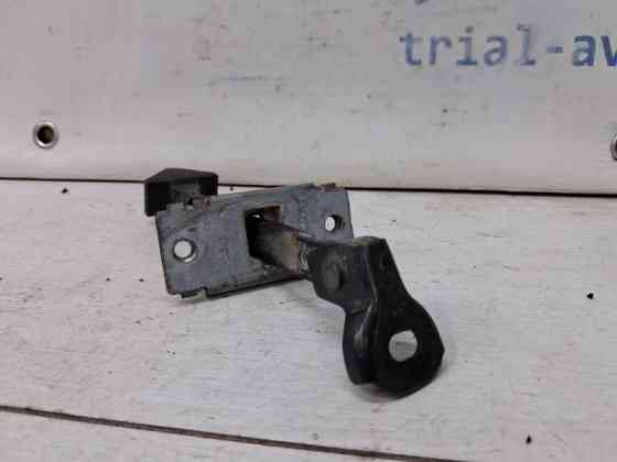 Ограничитель двери задний левый Mazda 3 BK 1.6 БЕНЗИН Z6 2003 (б/у) Киев