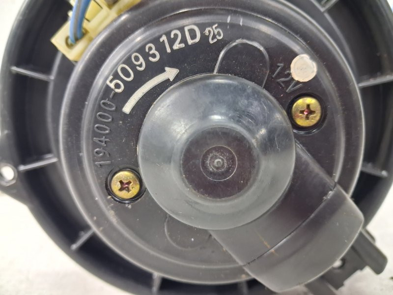 Моторчик печки Mitsubishi Pajero Wagon 3 3.2 ДИЗЕЛЬ 4M41 1999 (б/у) Киев - изображение 5